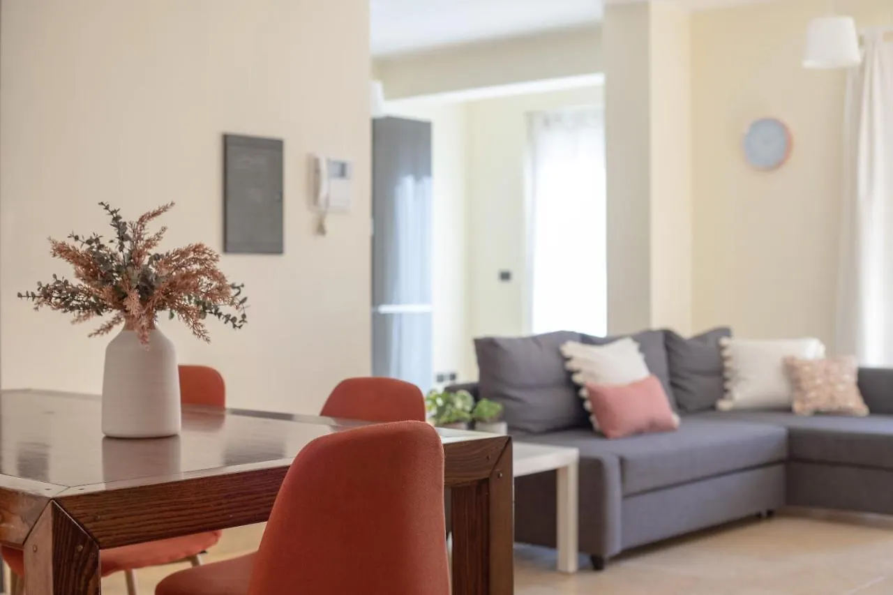 Relax Apartment Inn Aeroporto di Catania Fontana Rossa 0*,